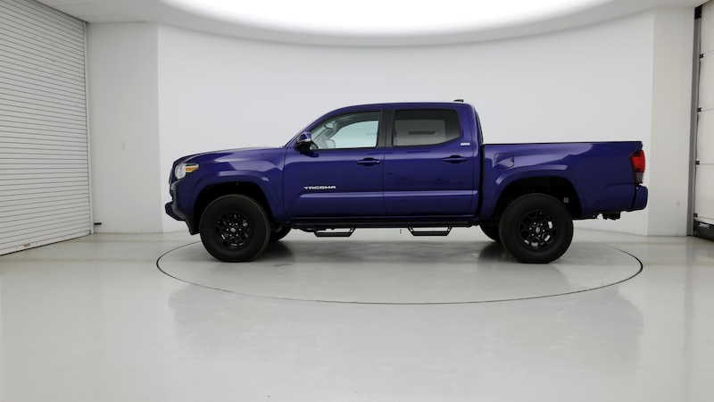 2022 Toyota Tacoma SR5 3