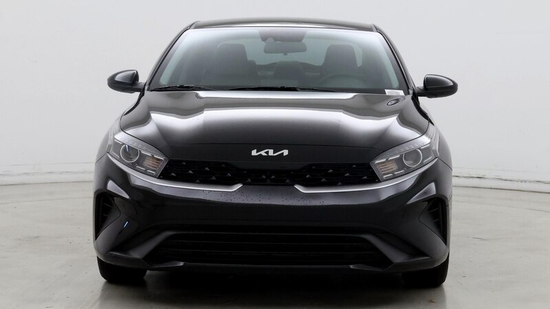 2023 Kia Forte LXS 5