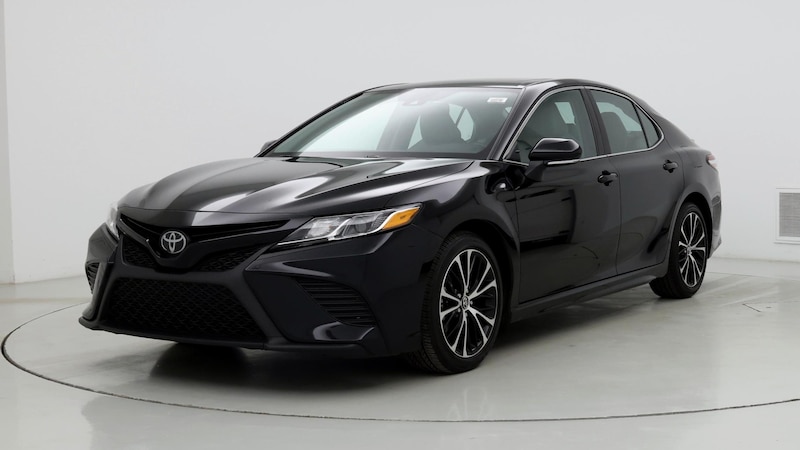 2020 Toyota Camry SE 4