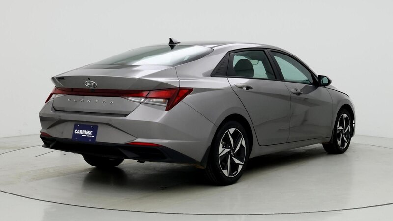 2023 Hyundai Elantra SEL 8