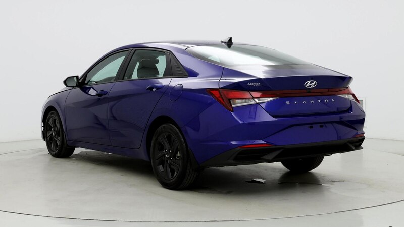 2023 Hyundai Elantra SEL 2