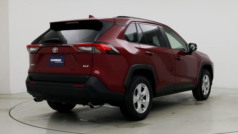 2019 Toyota RAV4 XLE 8