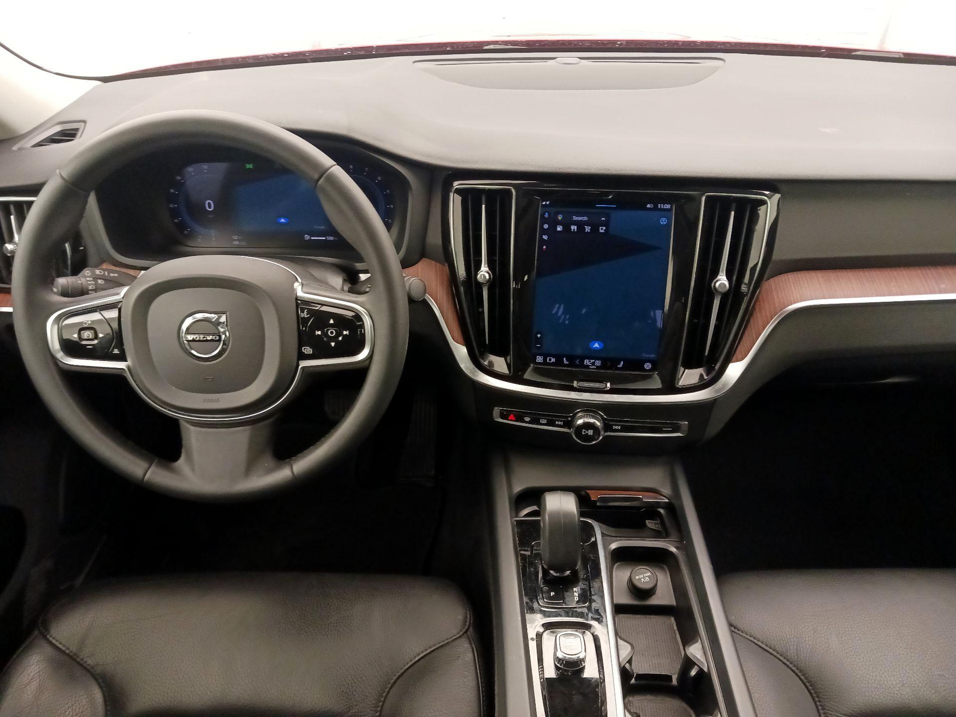 Thumbnail: 2024 Volvo S60 - 9