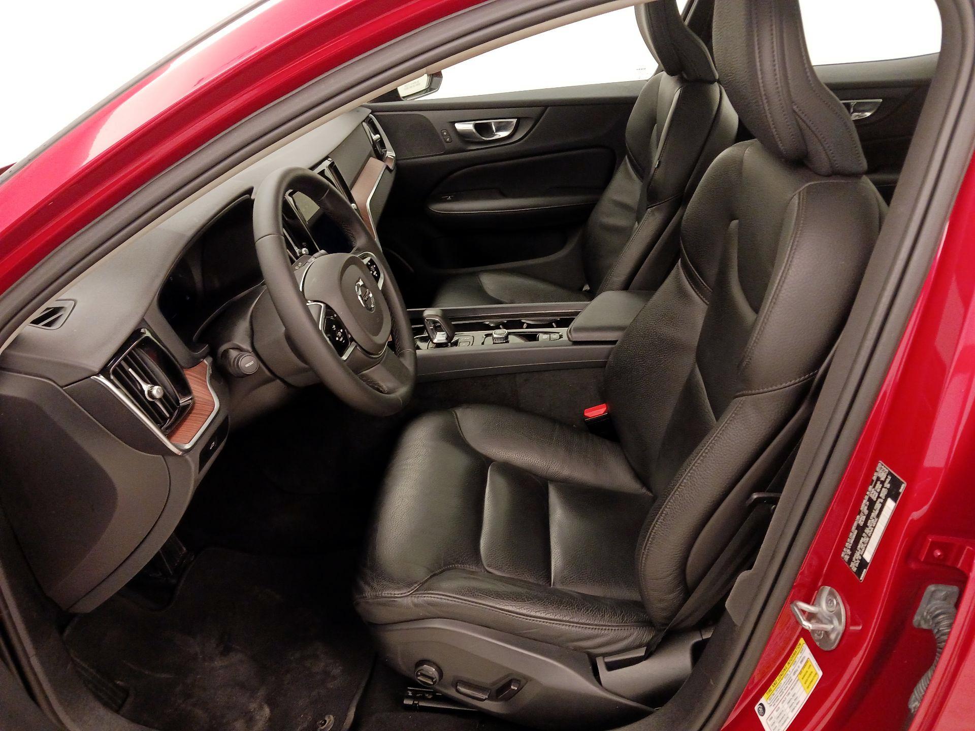 Thumbnail: 2024 Volvo S60 - 11