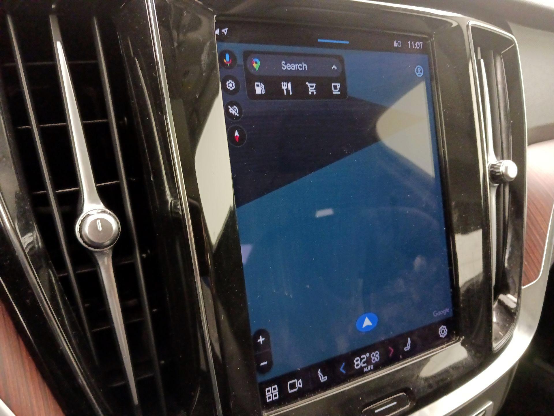 Thumbnail: 2024 Volvo S60 - 14