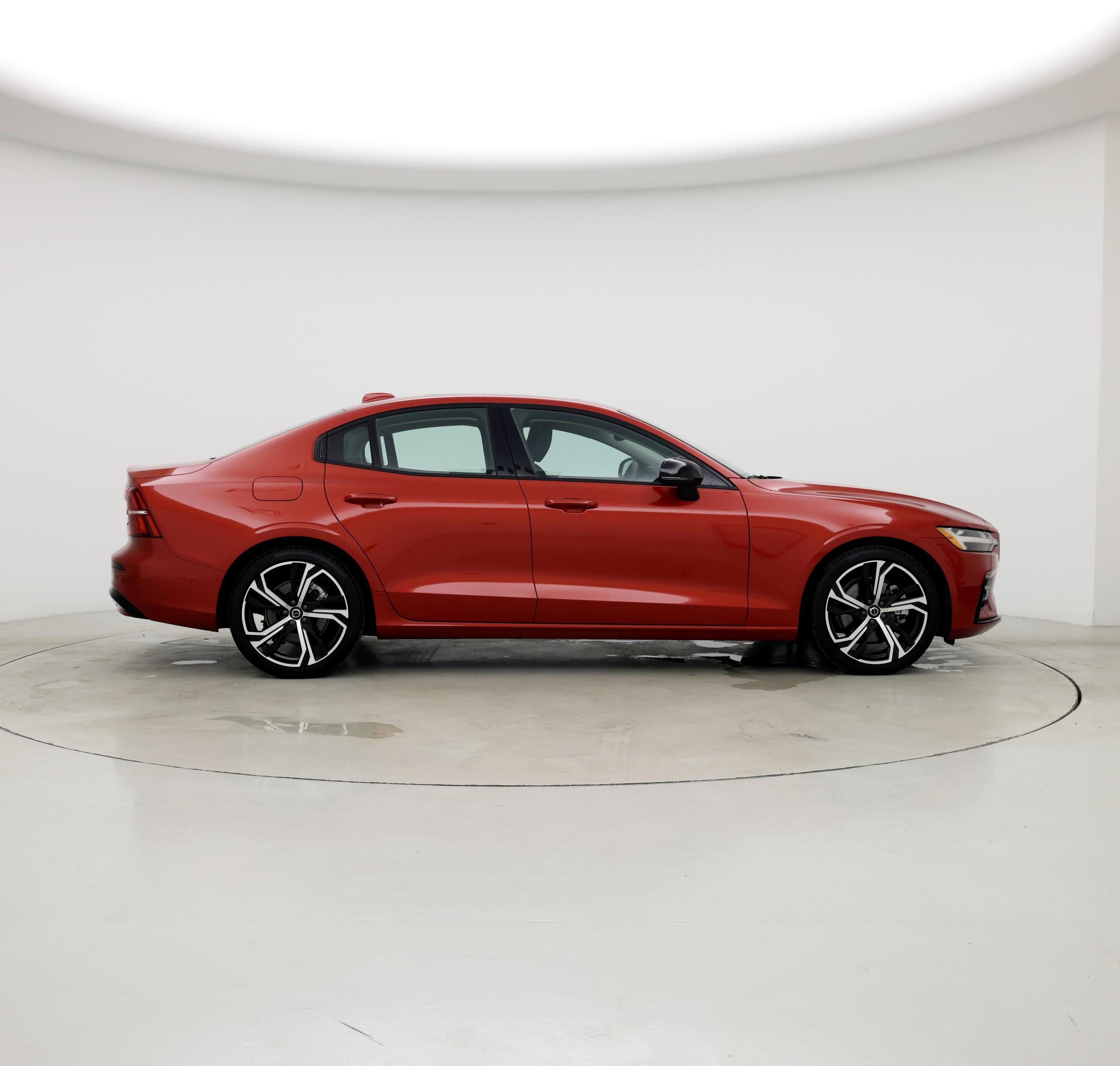Thumbnail: 2024 Volvo S60 - 7