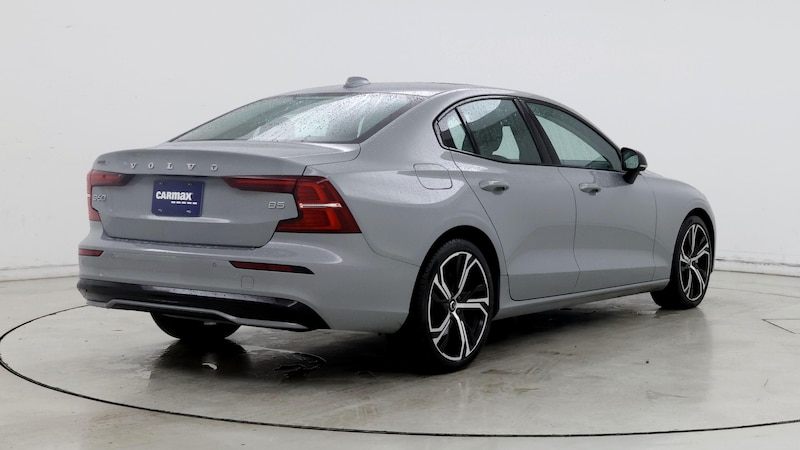 2024 Volvo S60 B5 Core 8