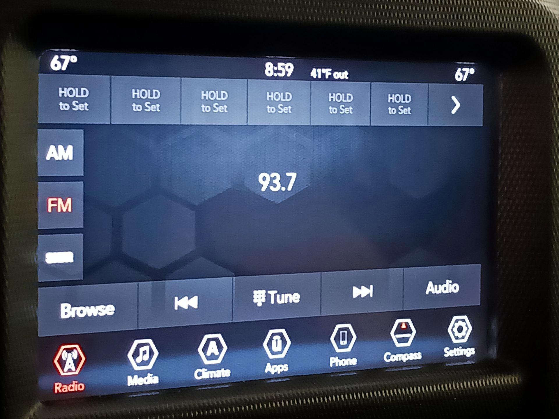 Thumbnail: 2019 Jeep Wrangler - 15