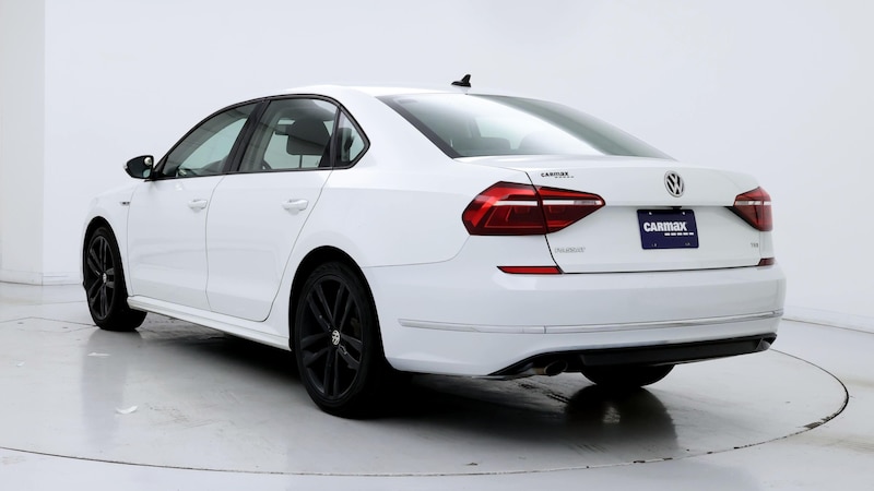 2018 Volkswagen Passat R-Line 2