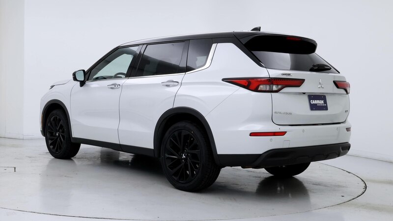 2023 Mitsubishi Outlander Black Edition 2