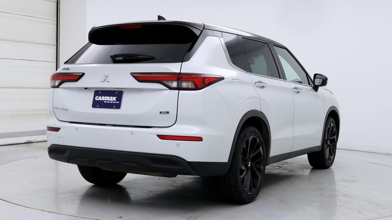 2023 Mitsubishi Outlander Black Edition 8