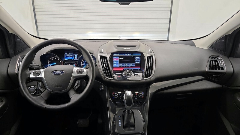 2014 Ford Escape Titanium 9