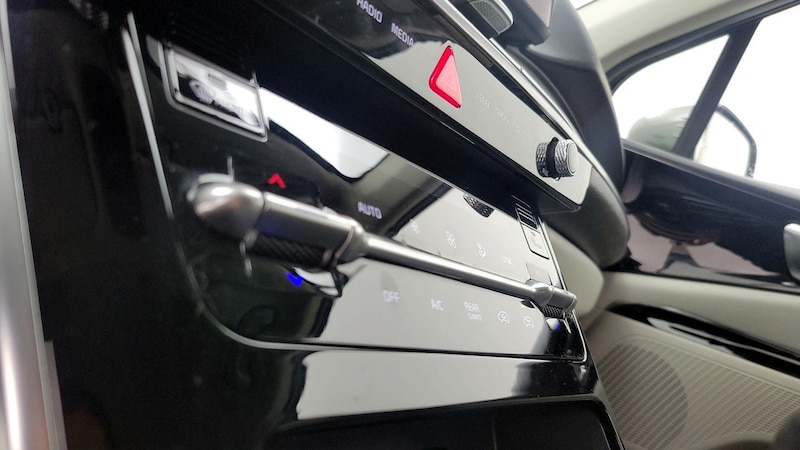 2023 Kia Carnival SX Prestige 16