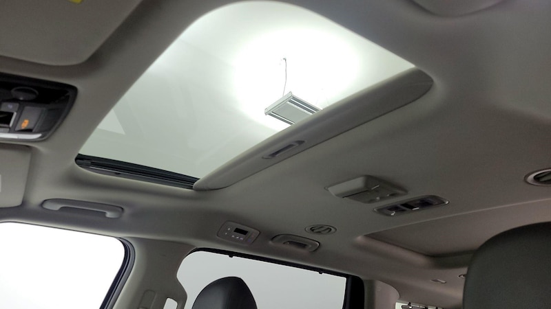 2023 Kia Carnival SX Prestige 19