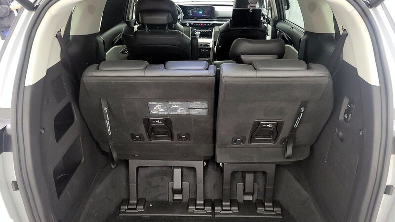 2023 Kia Carnival SX Prestige 21
