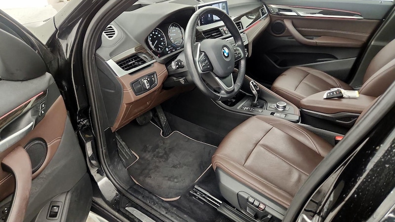 2021 BMW X1 xDrive28i 9