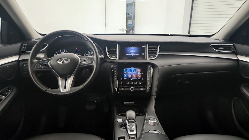 2021 INFINITI QX50 Luxe 8