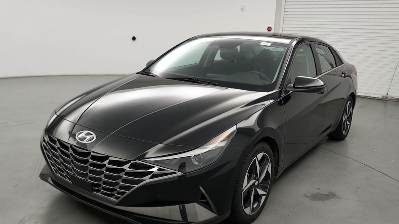 2021 Hyundai Elantra SEL 3