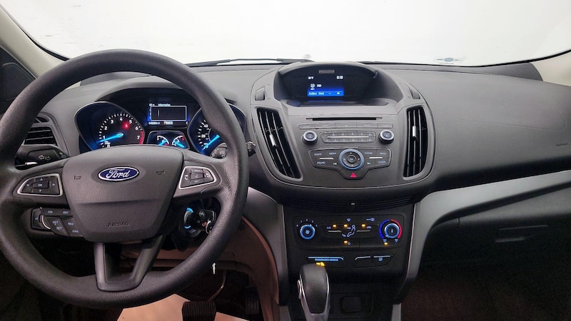 2017 Ford Escape S 9