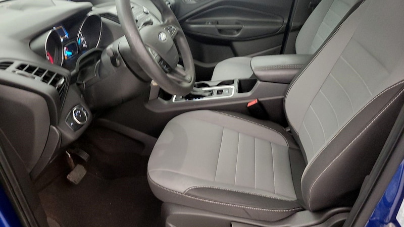 2017 Ford Escape S 11