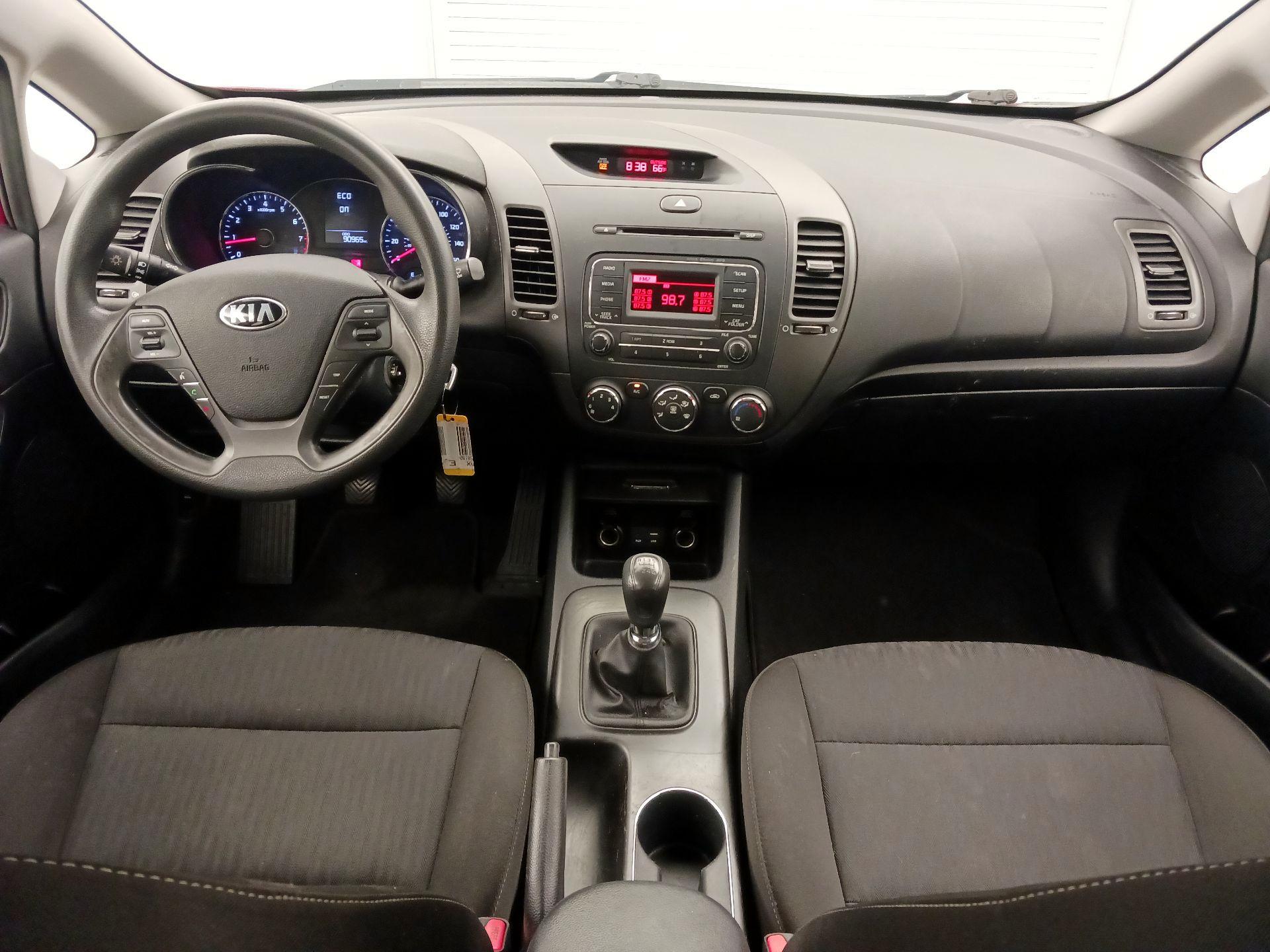 Thumbnail: 2016 Kia Forte - 9