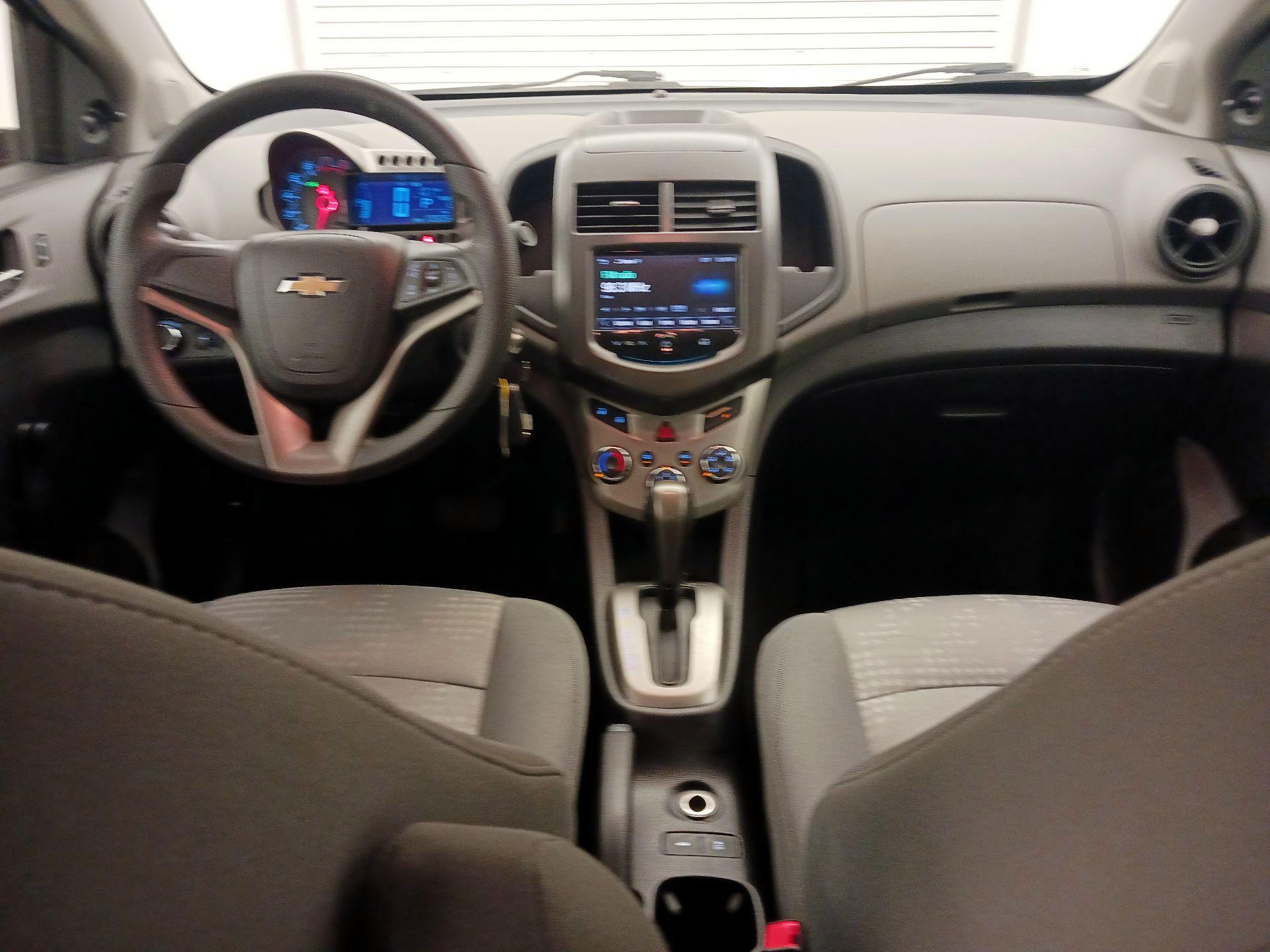 Thumbnail: 2014 Chevrolet Sonic - 9