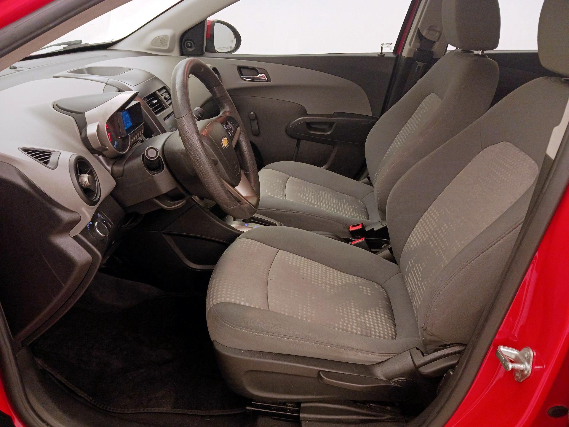 Thumbnail: 2014 Chevrolet Sonic - 11