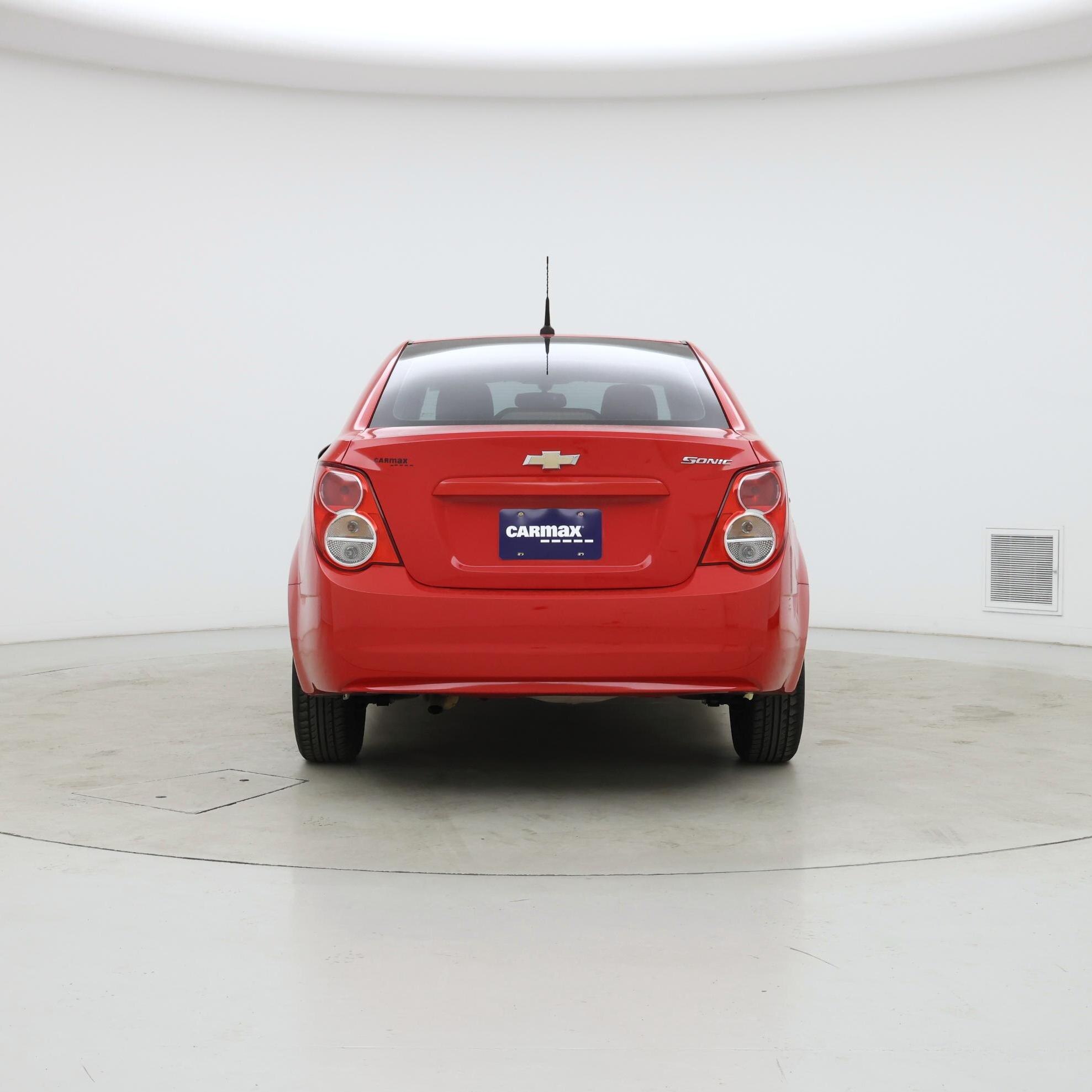 Thumbnail: 2014 Chevrolet Sonic - 6