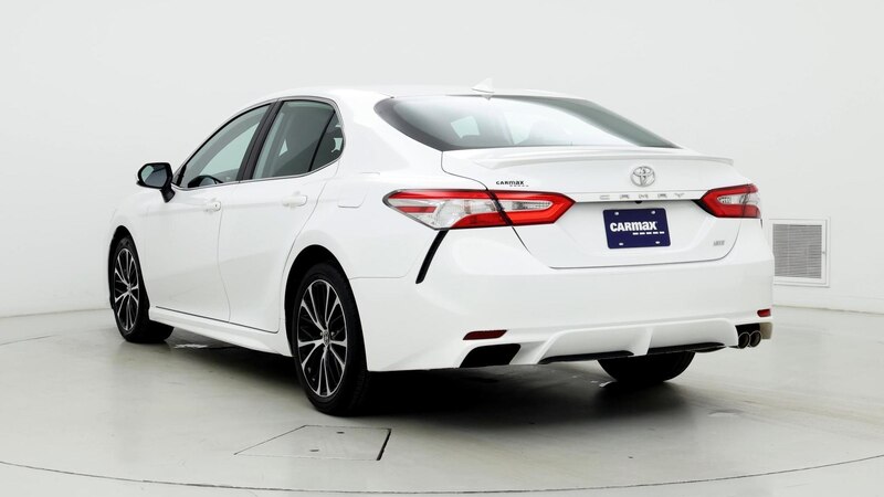 2020 Toyota Camry SE 2