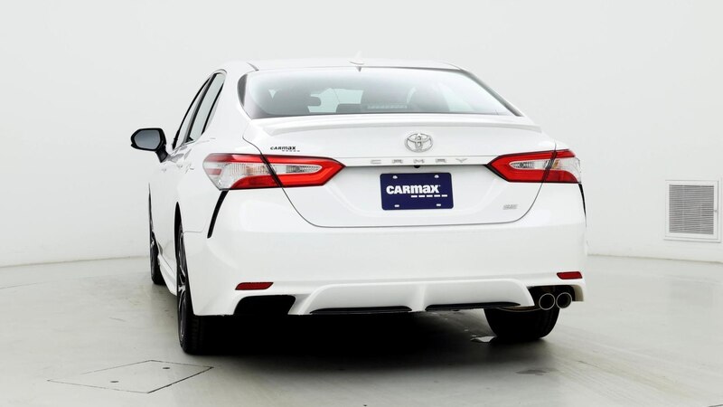 2020 Toyota Camry SE 6