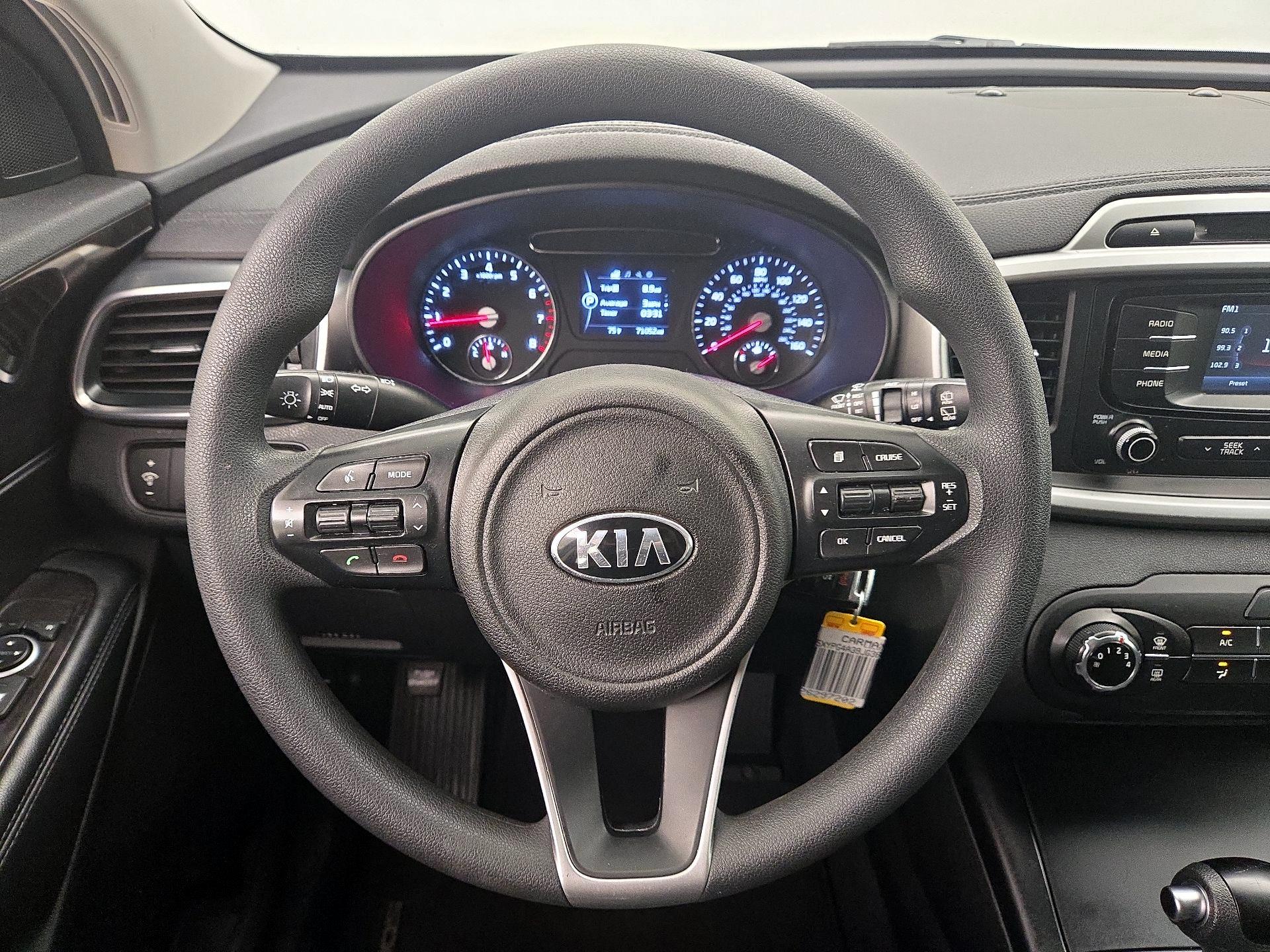 Thumbnail: 2018 Kia Sorento - 10