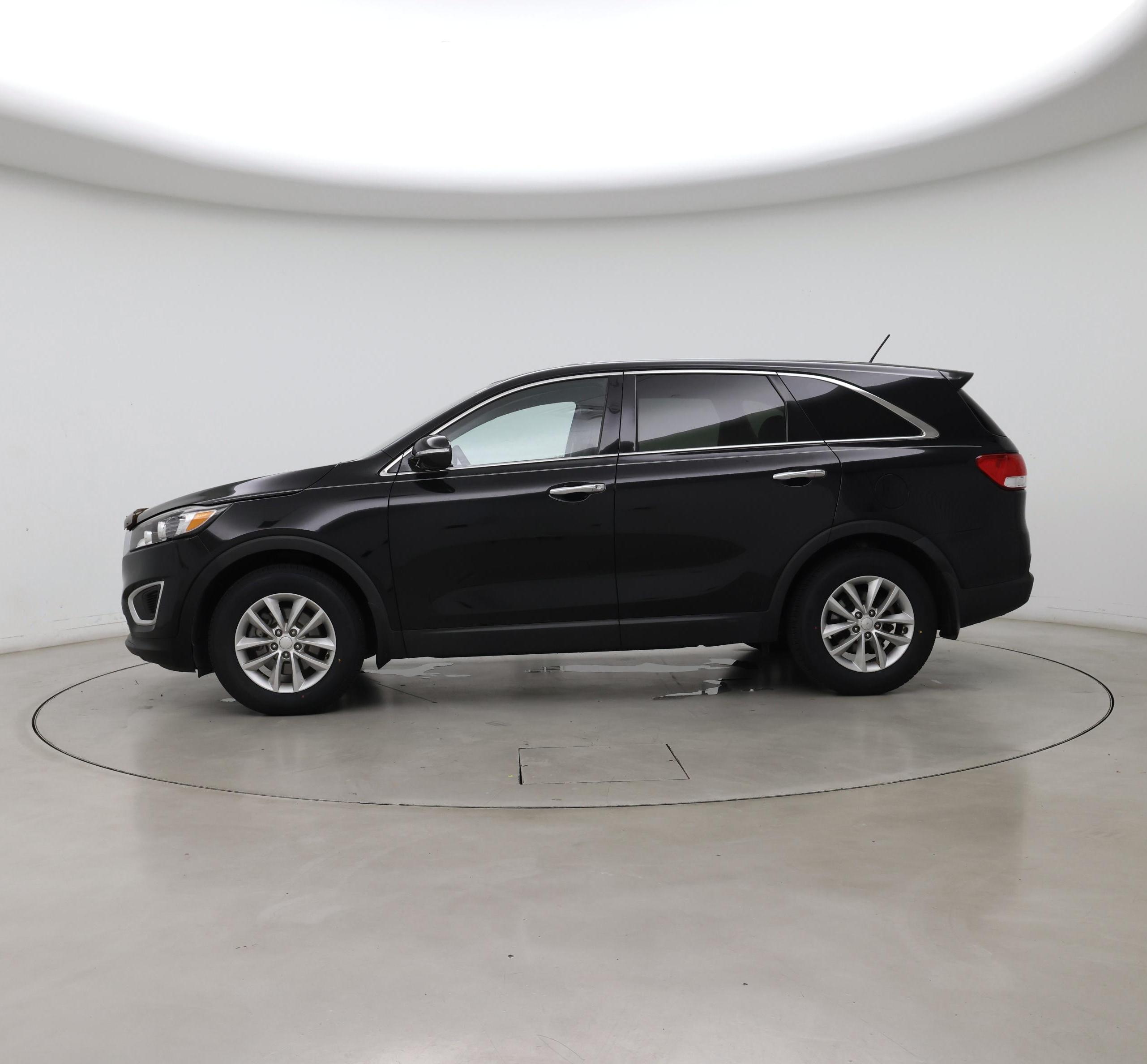 Thumbnail: 2018 Kia Sorento - 3