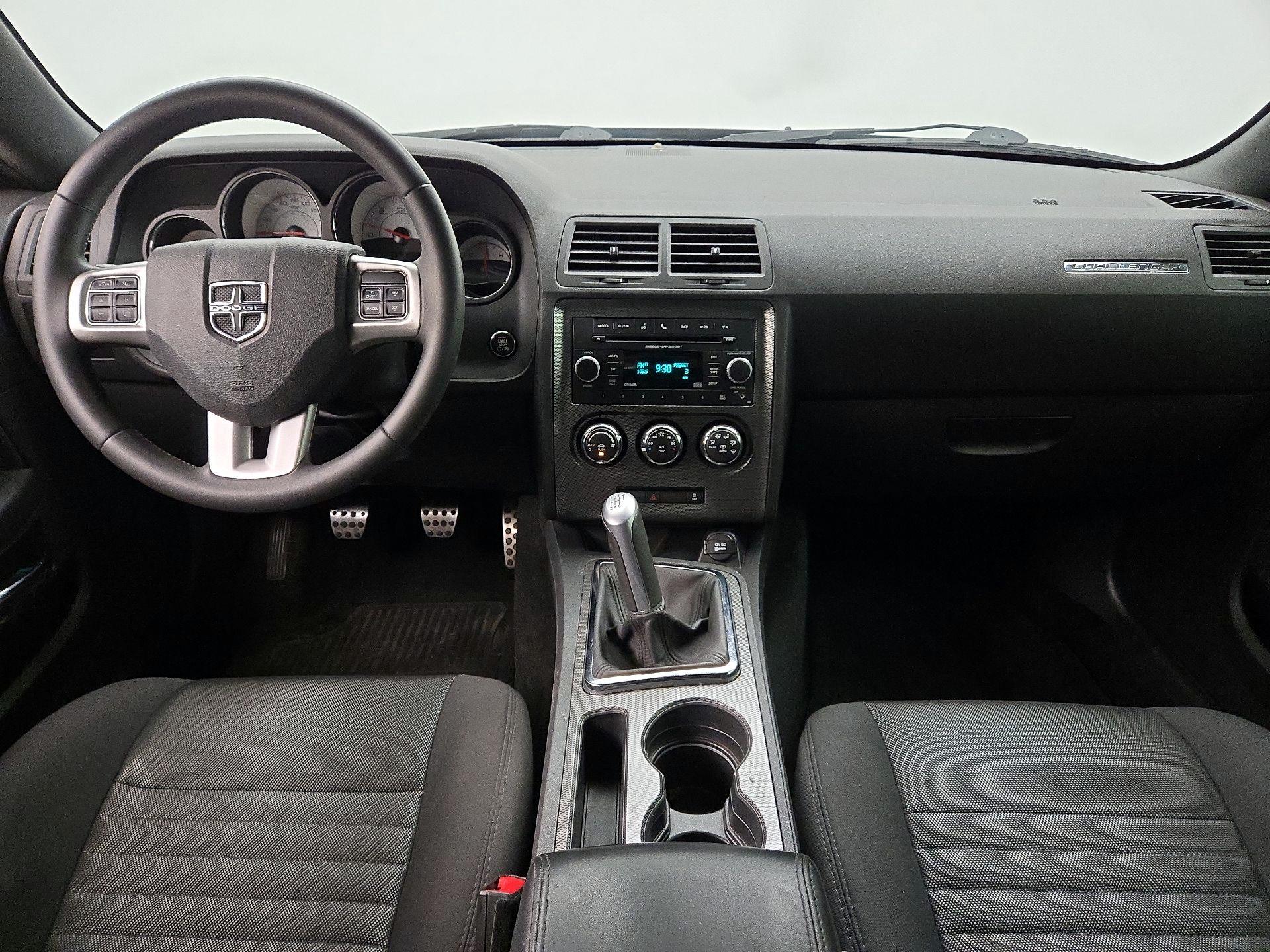 Thumbnail: 2014 Dodge Challenger - 9