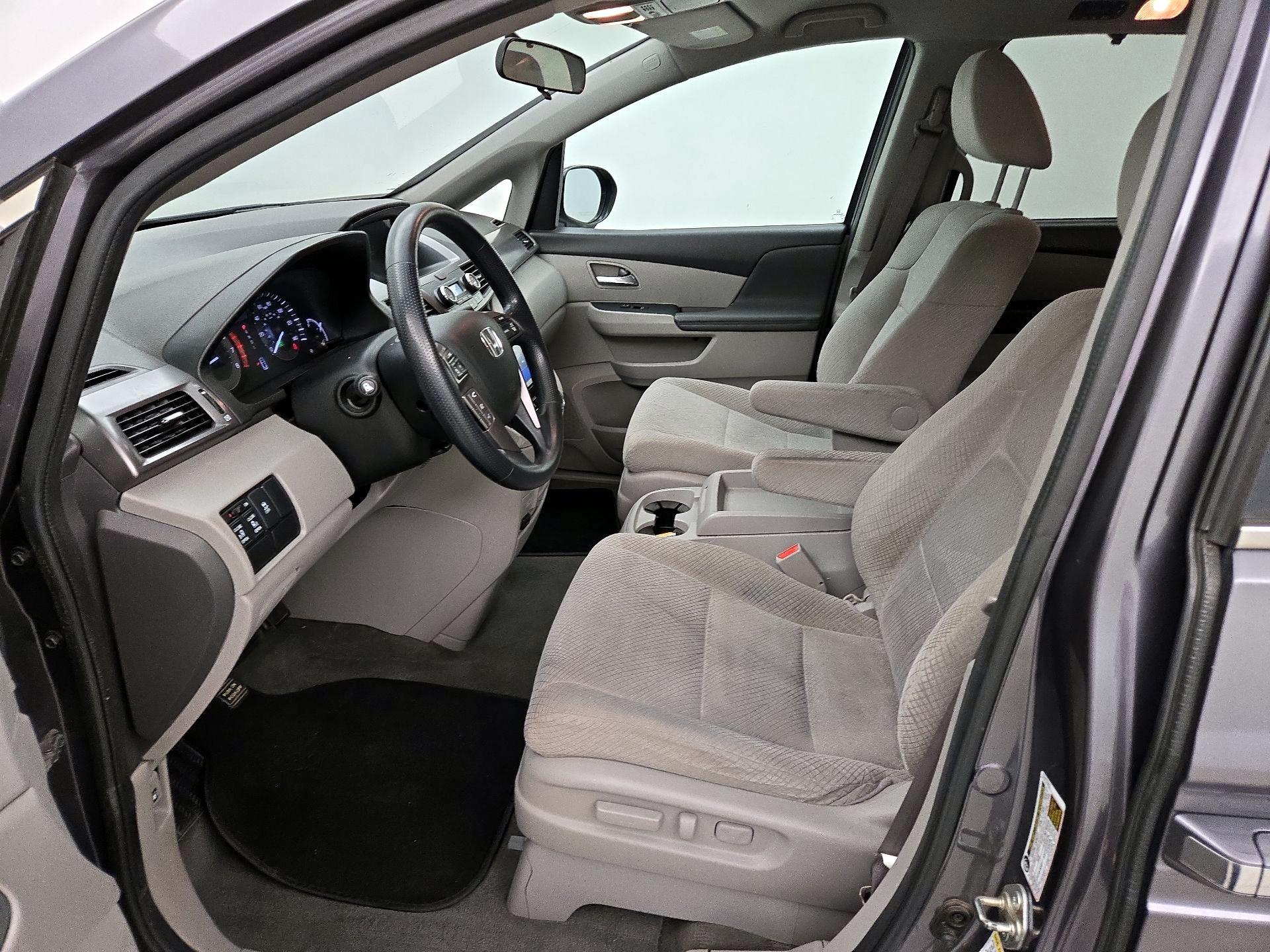 Thumbnail: 2016 Honda Odyssey - 11
