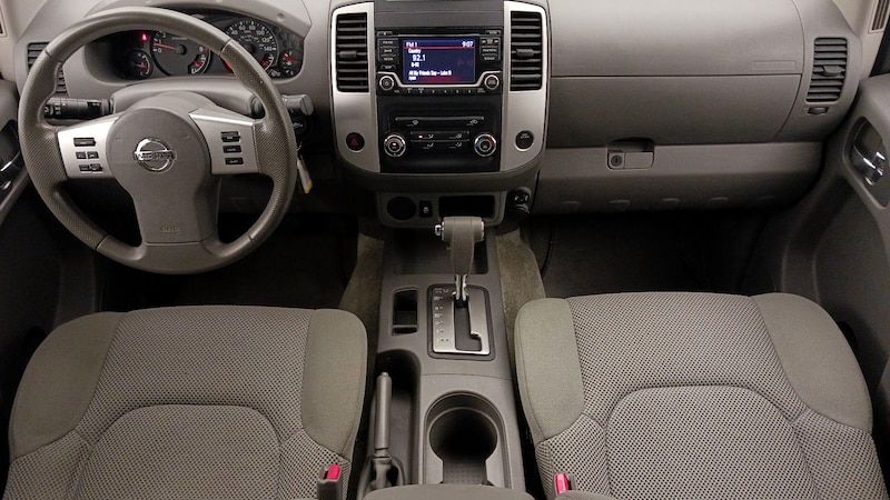 2018 Nissan Frontier SV 9