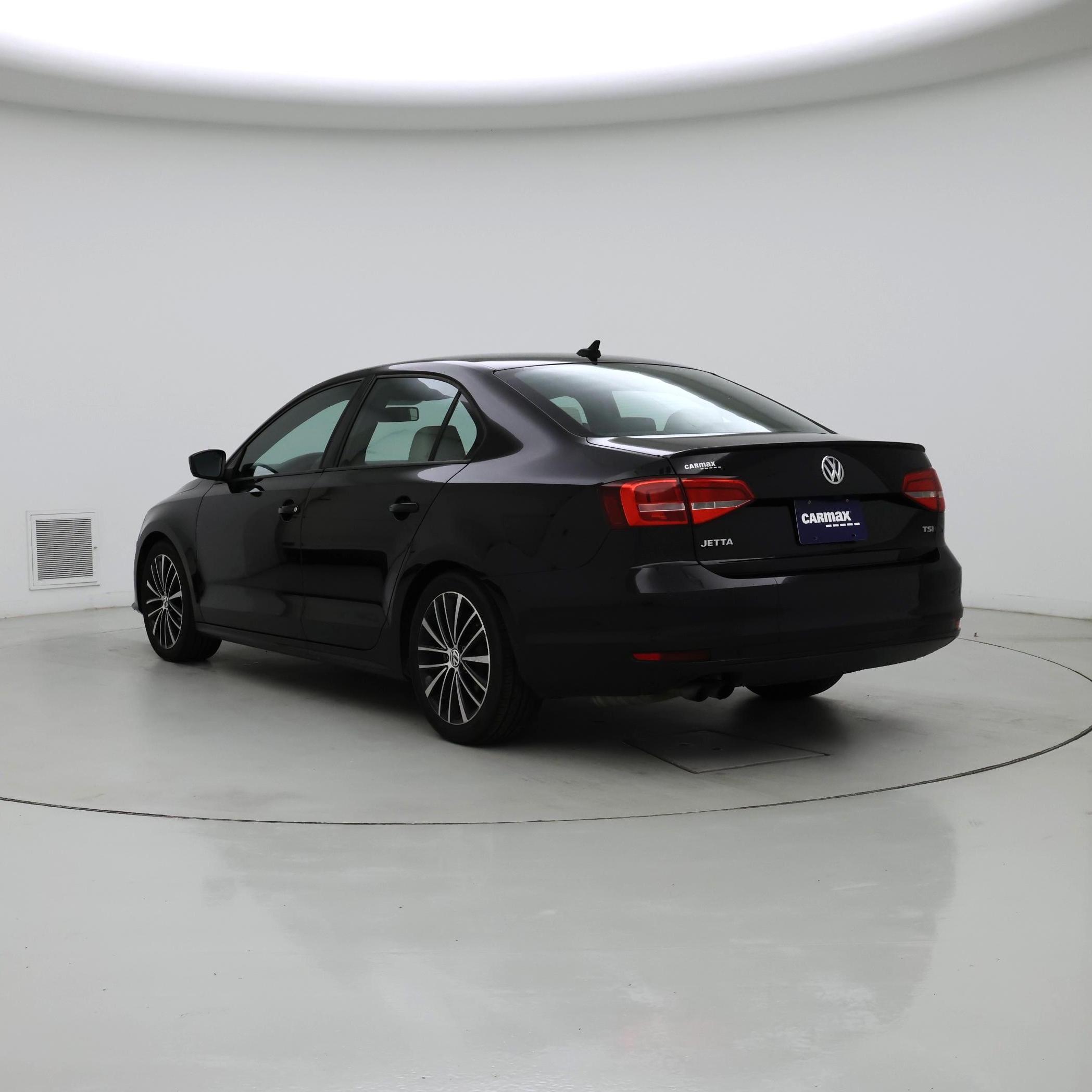 Thumbnail: 2015 Volkswagen Jetta - 2