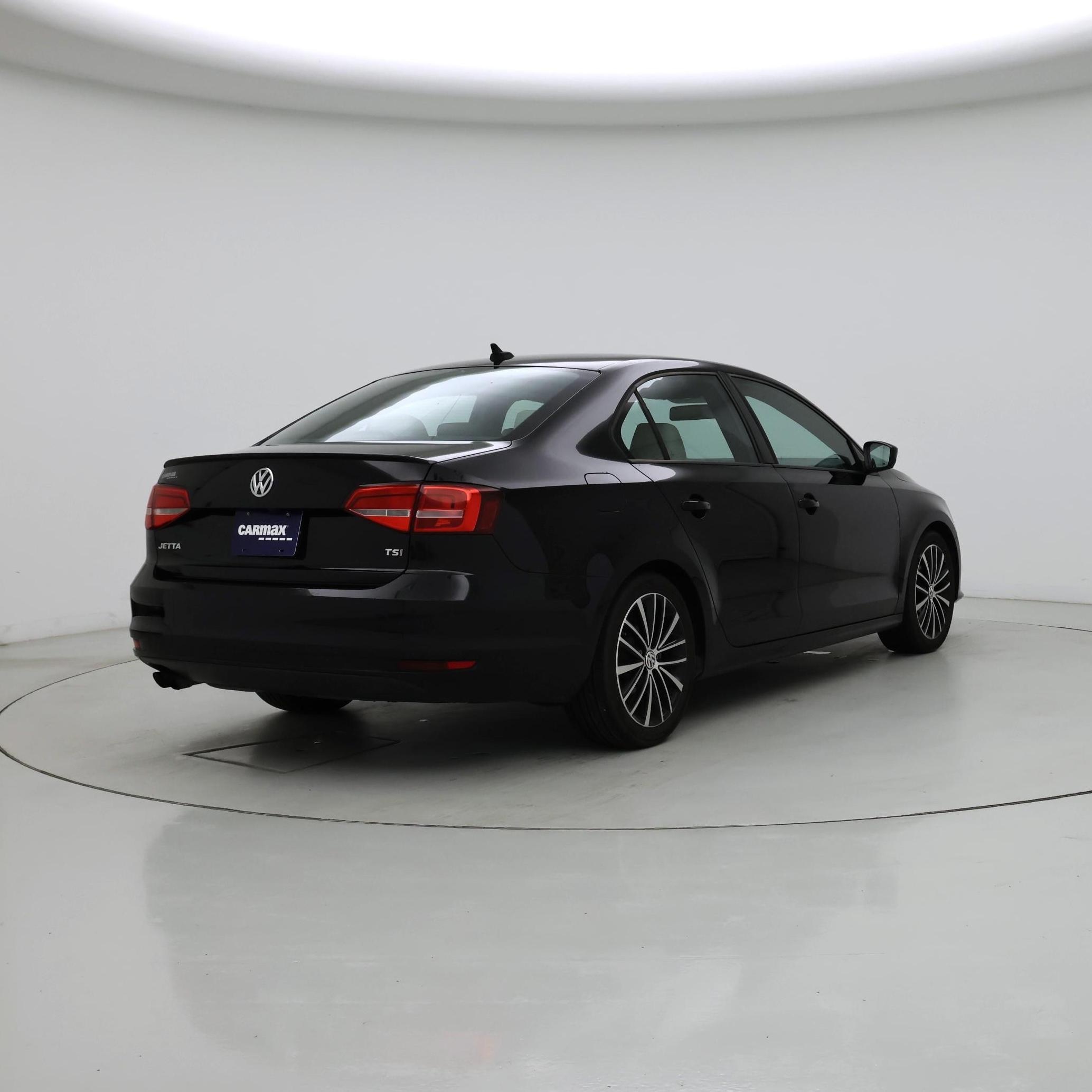 Thumbnail: 2015 Volkswagen Jetta - 8