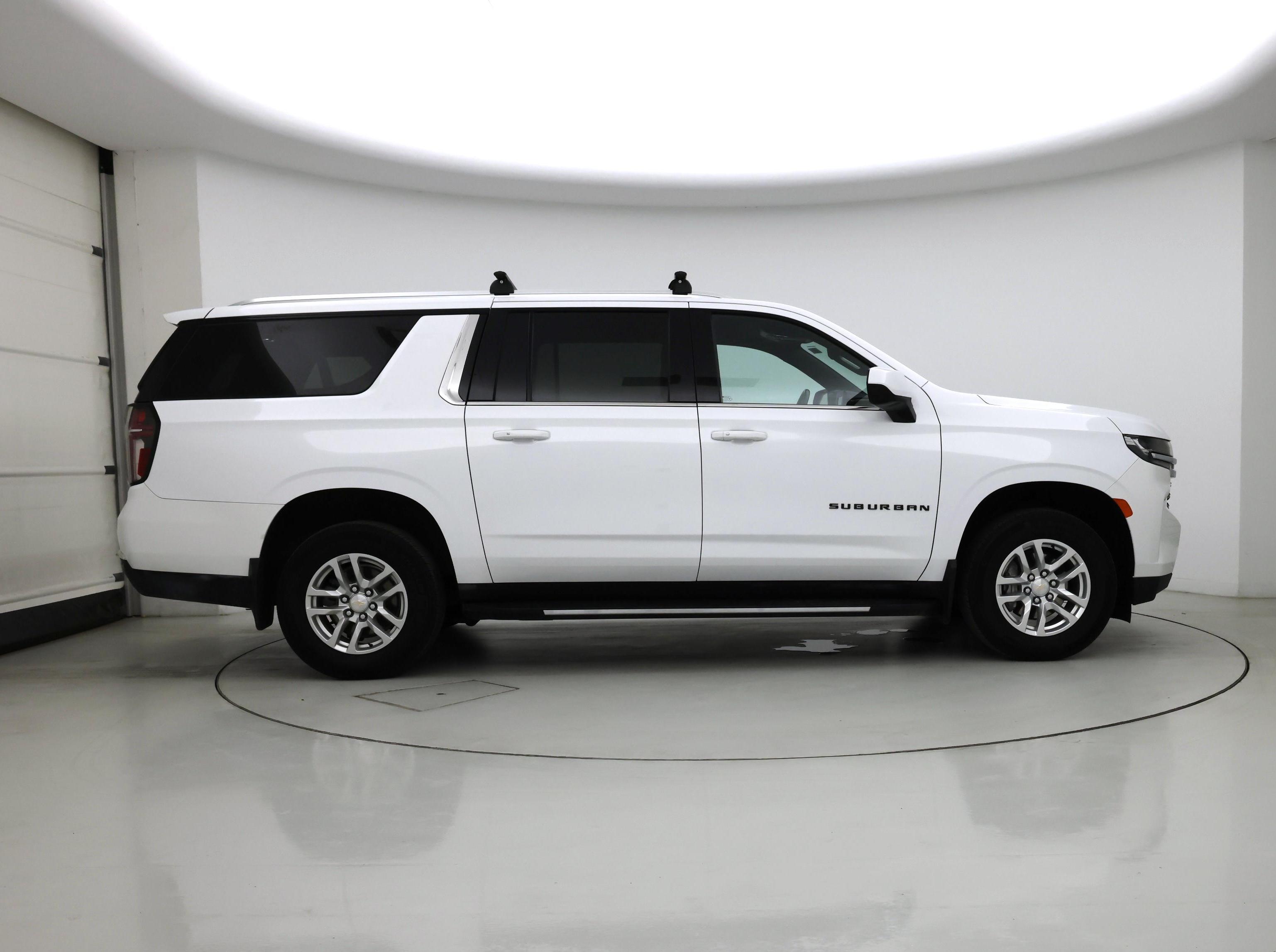 Thumbnail: 2023 Chevrolet Suburban - 7