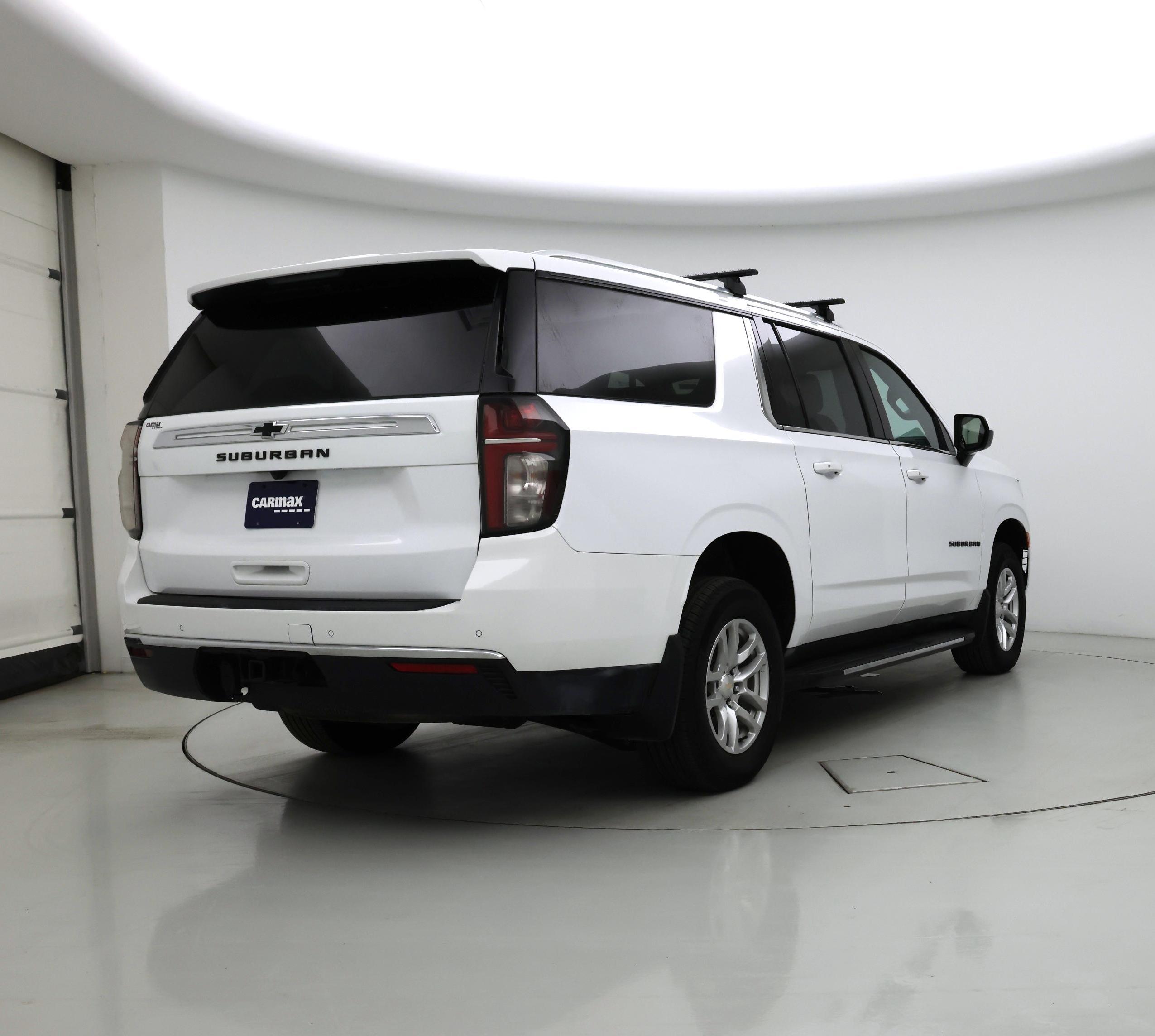 Thumbnail: 2023 Chevrolet Suburban - 8