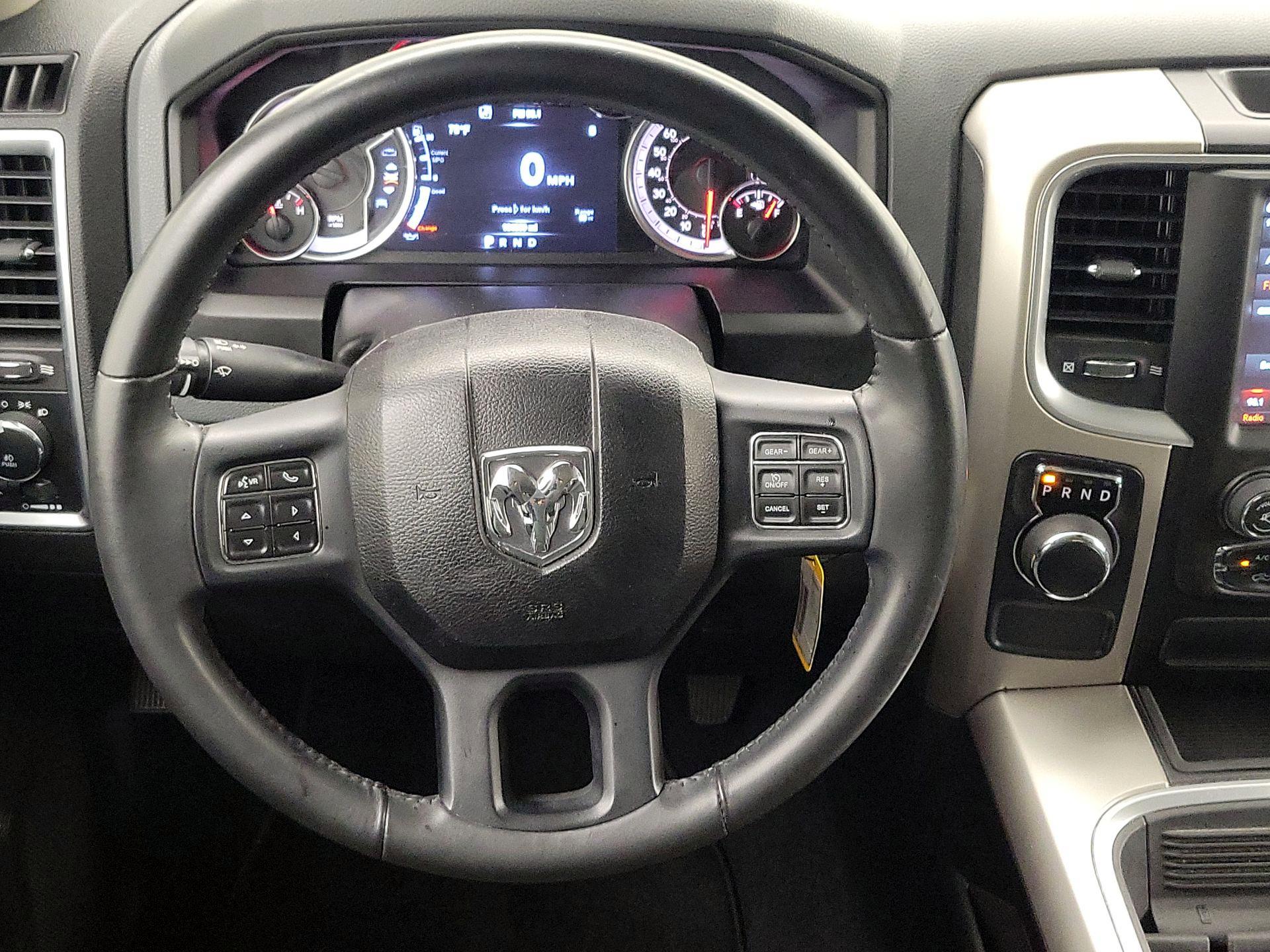 Thumbnail: 2019 RAM 1500 Classic - 10
