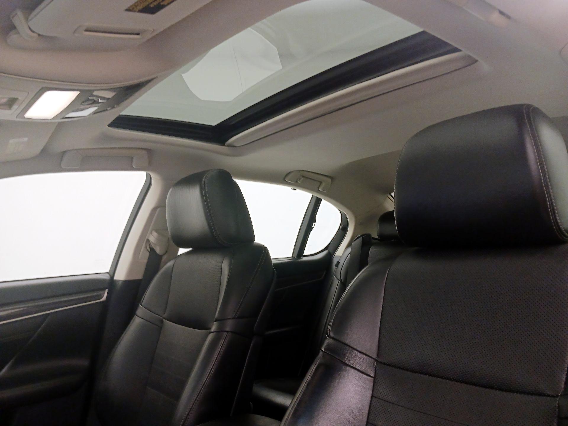 Thumbnail: 2016 Lexus GS - 20