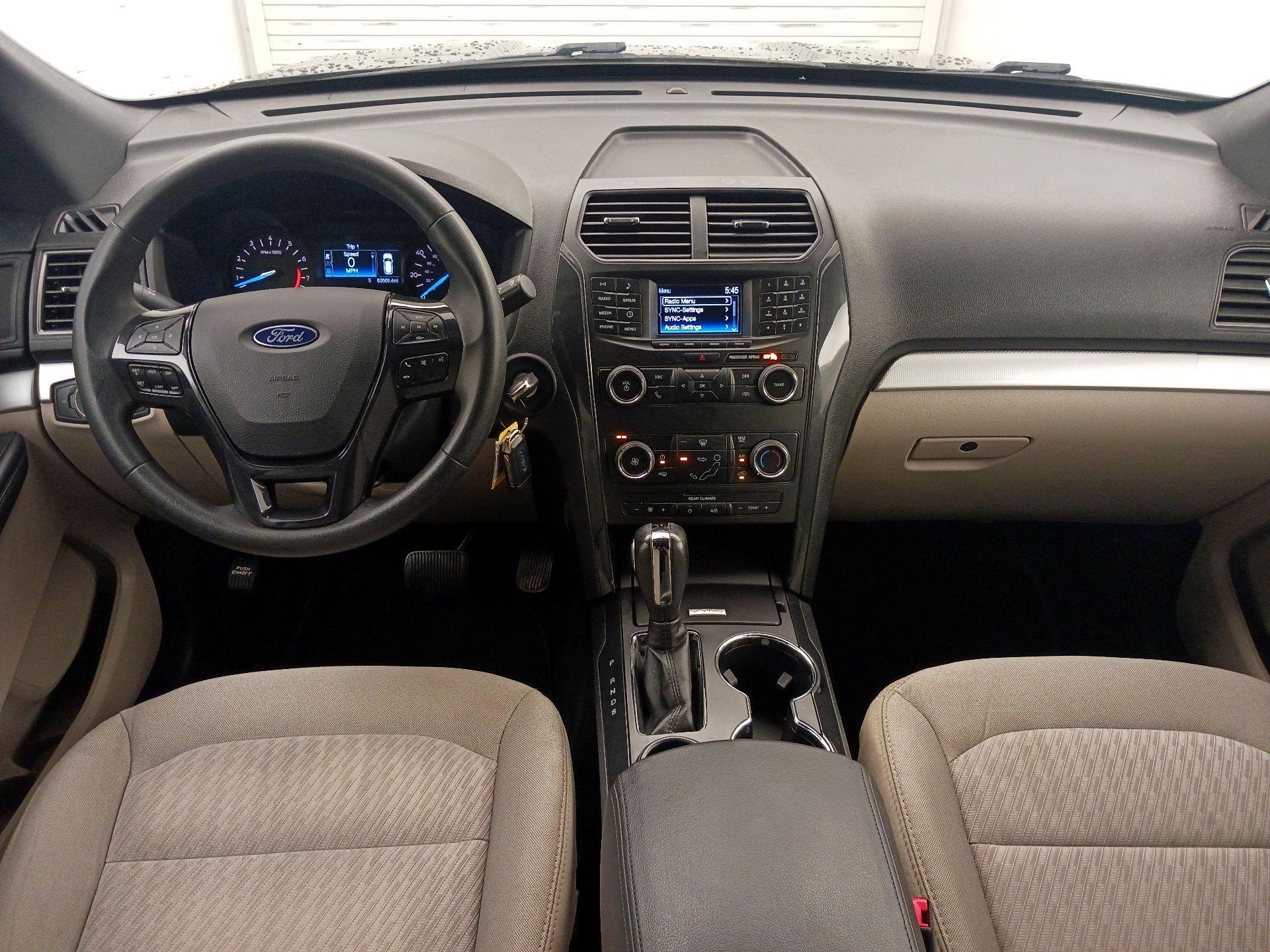 Thumbnail: 2019 Ford Explorer - 9