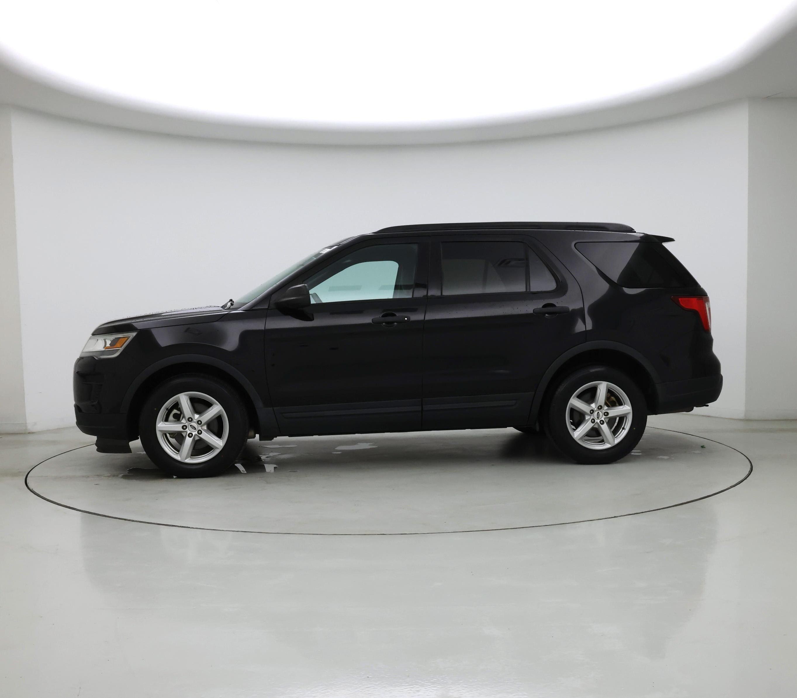 Thumbnail: 2019 Ford Explorer - 3