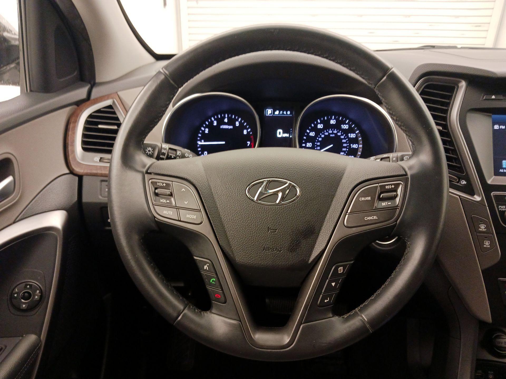 Thumbnail: 2018 Hyundai Santa Fe - 10