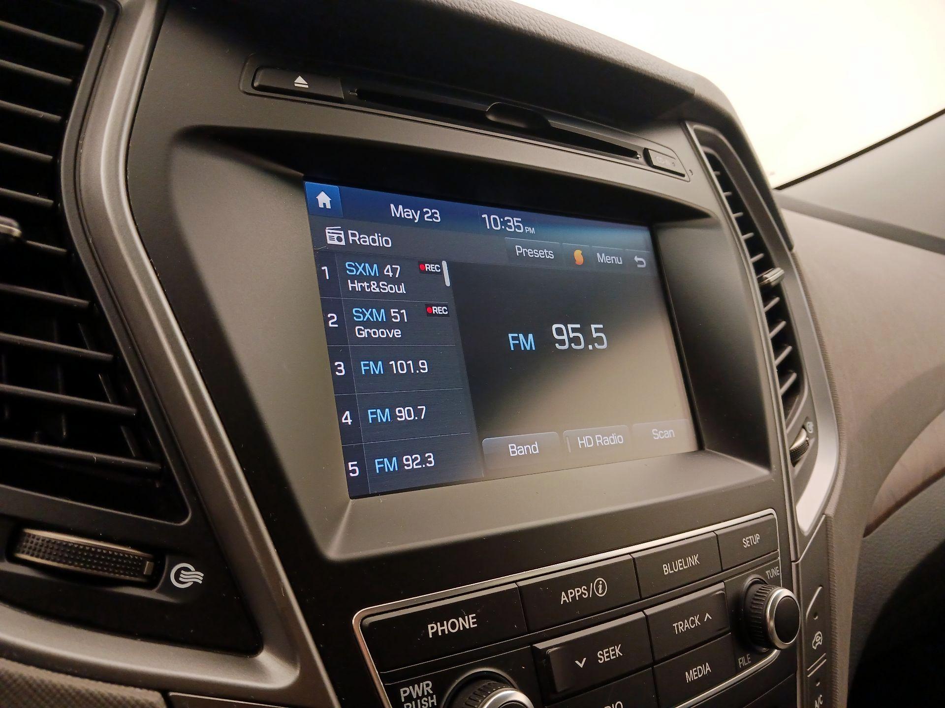 Thumbnail: 2018 Hyundai Santa Fe - 15