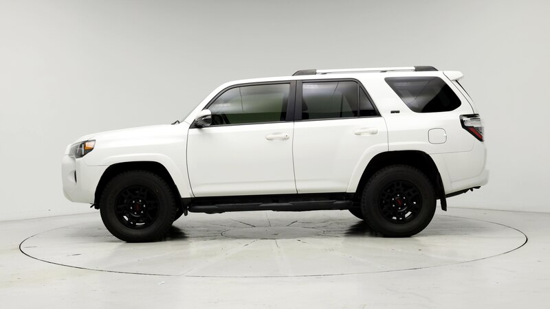 2022 Toyota 4Runner SR5 3