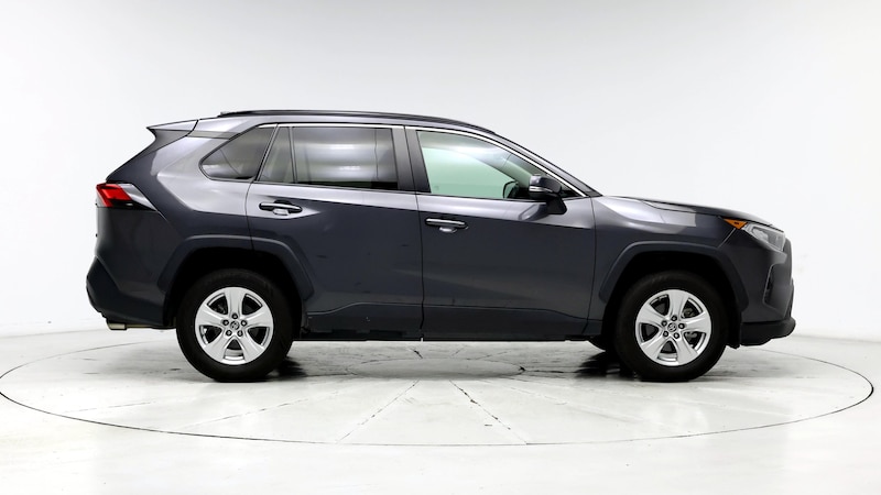 2019 Toyota RAV4 XLE 7