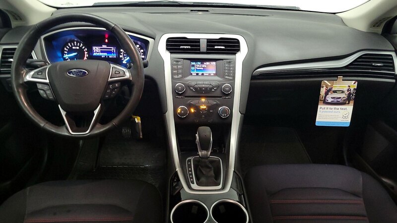 2013 Ford Fusion SE 9