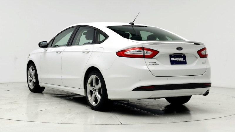 2013 Ford Fusion SE 2