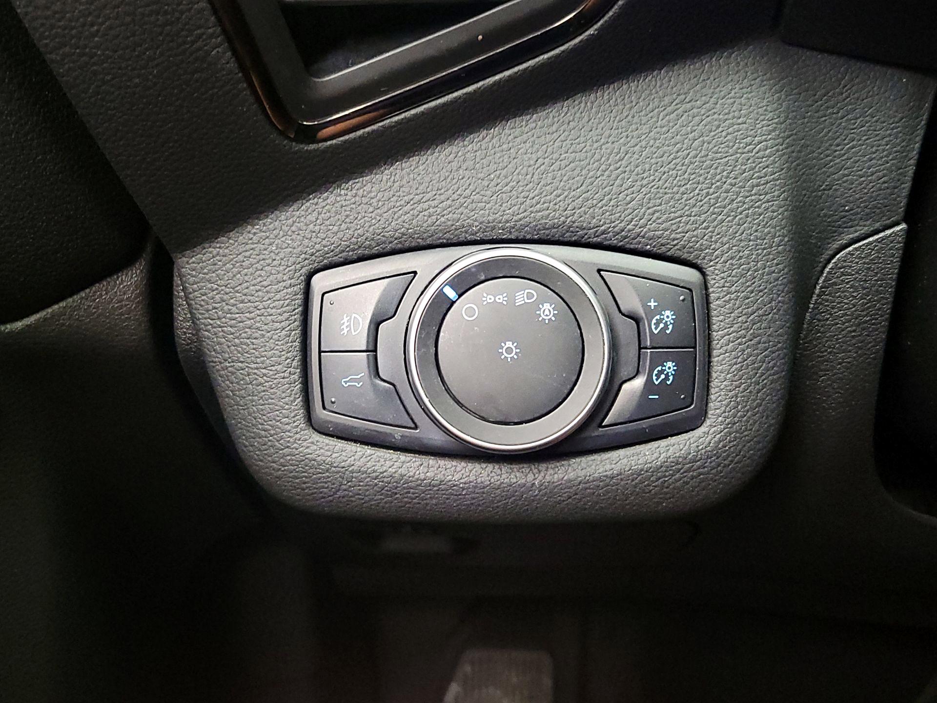 Thumbnail: 2018 Ford Escape - 13